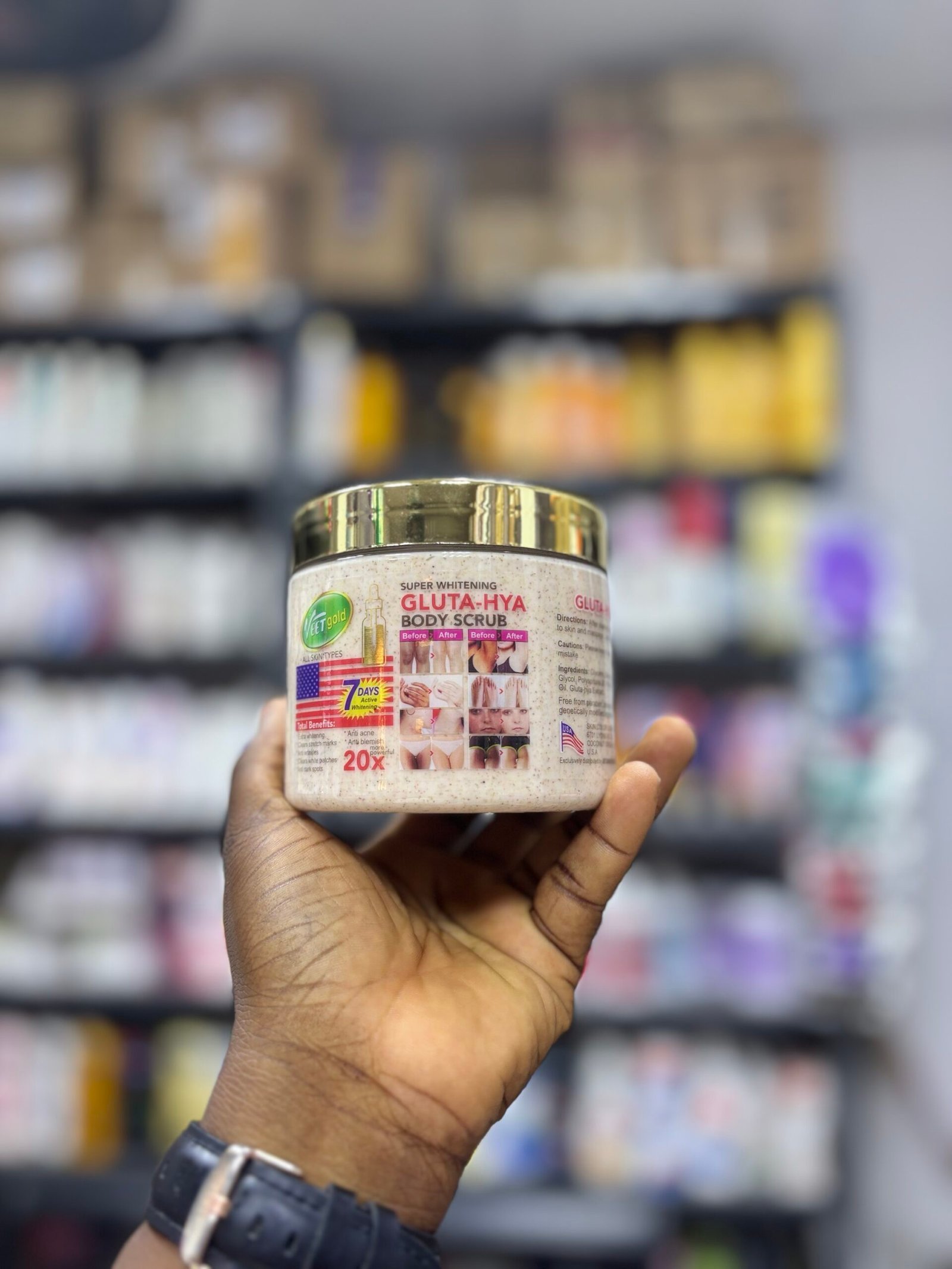 img_4148-scaled-1.jpeg Veet gold gluta hya body scrub - Image 1