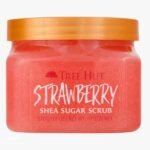 TREEHUT STRAWBERRY SHEA SUGAR SCRUB
