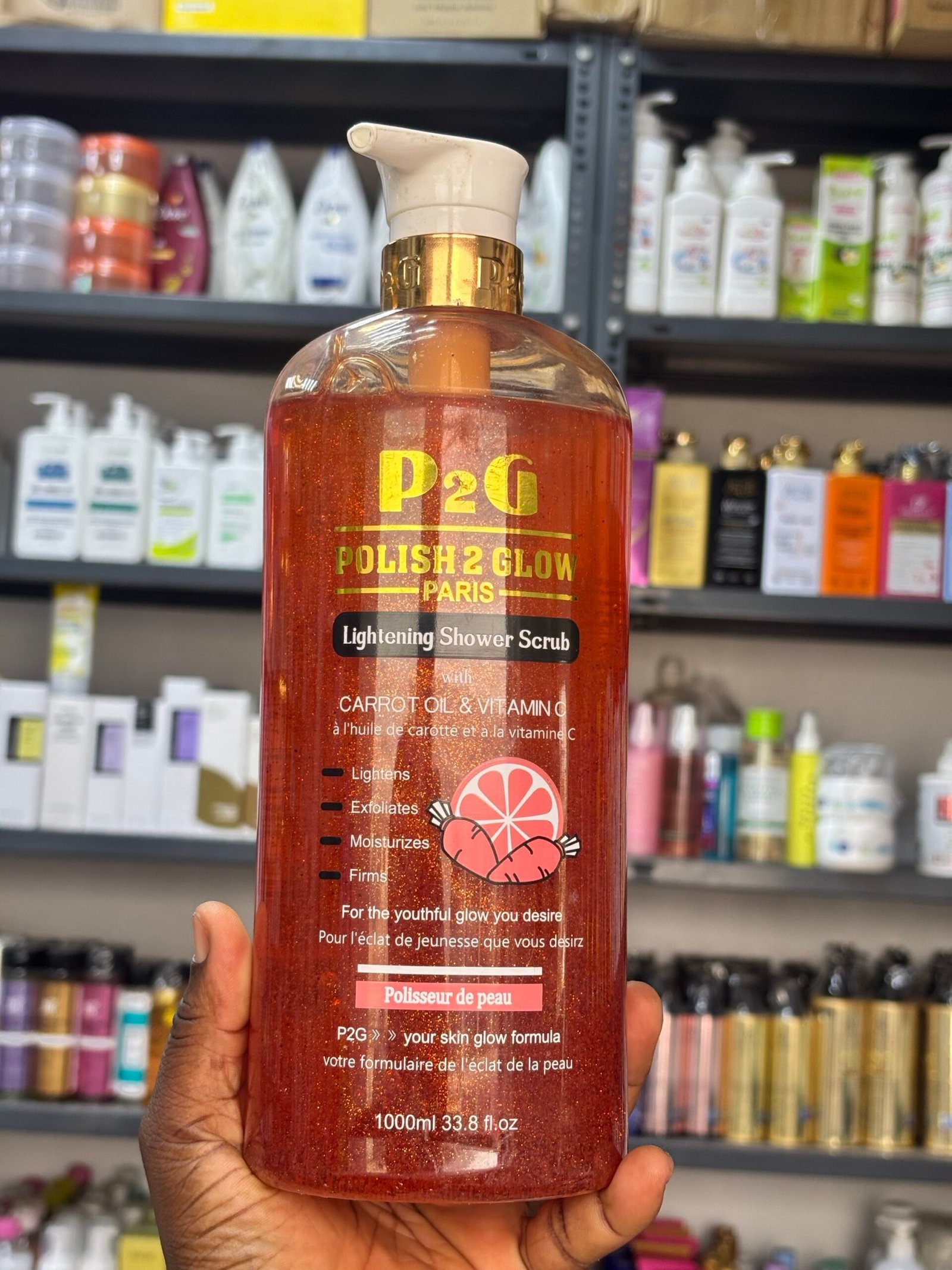 img_9034-scaled-1.jpeg P2G polish 2 glow Paris lightening shower scrub with carrot oil & vitamin c 1000ml - Image 1