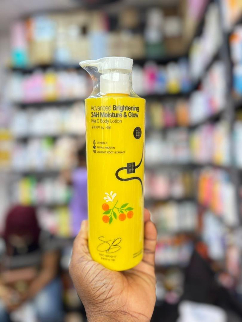 2025/11/1000127261.jpg SEO Bright Advanced Brightening 24H Moisture & Glow Vita C Body Lotion - 520ml - Image 1